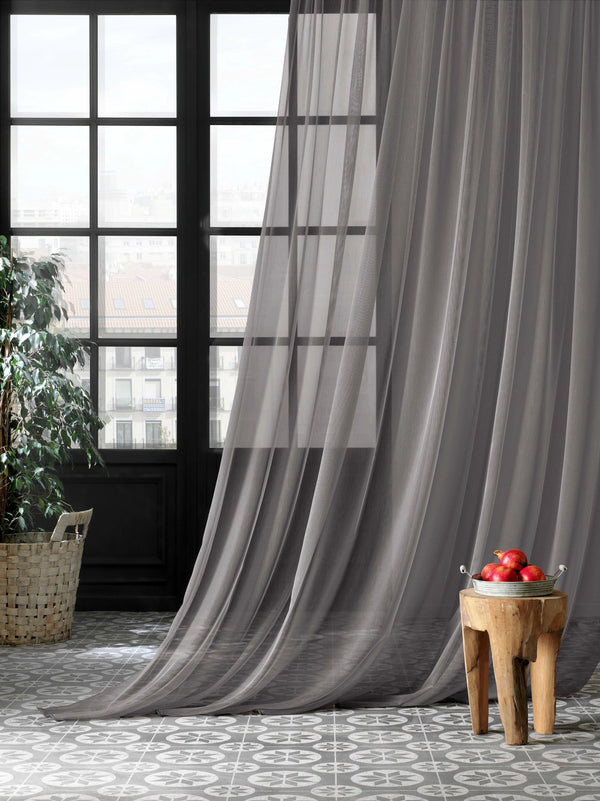 Leto Tulle-The Best Luxury Drapery Styles for Modern Homes